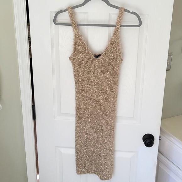 Forever 21 Dresses & Skirts - NWT☆Gold Knit Metallic Dress